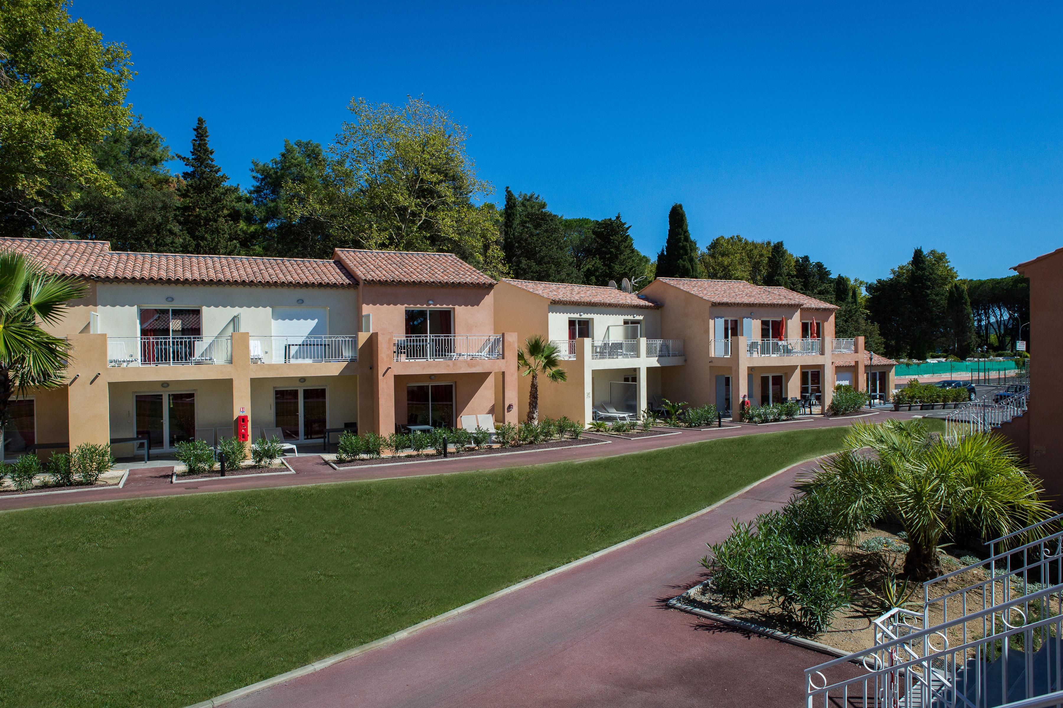 Sowell Residences Les Perles Du Golfe De Saint-Tropez Grimaud Exteriör bild