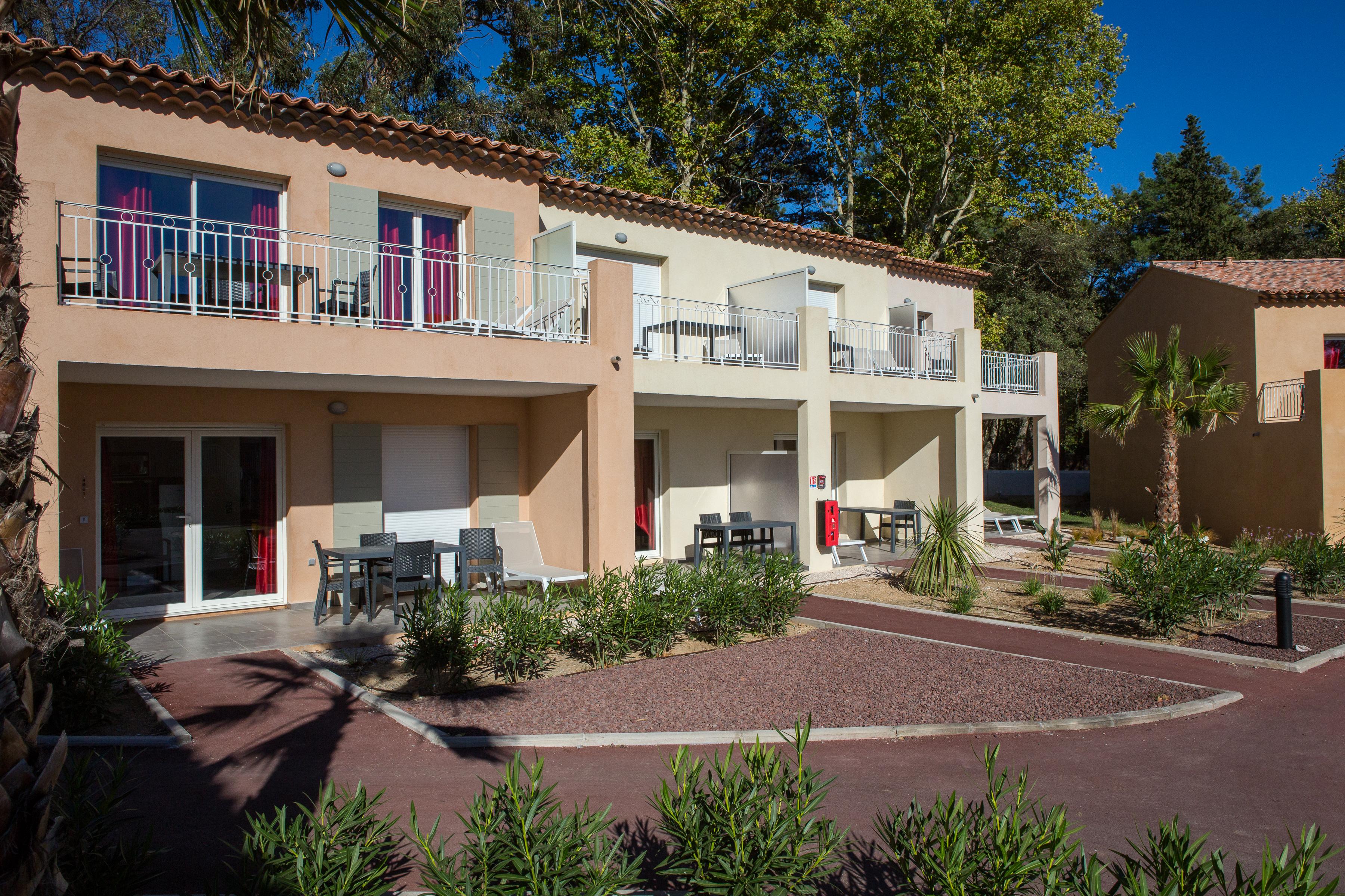 Sowell Residences Les Perles Du Golfe De Saint-Tropez Grimaud Exteriör bild