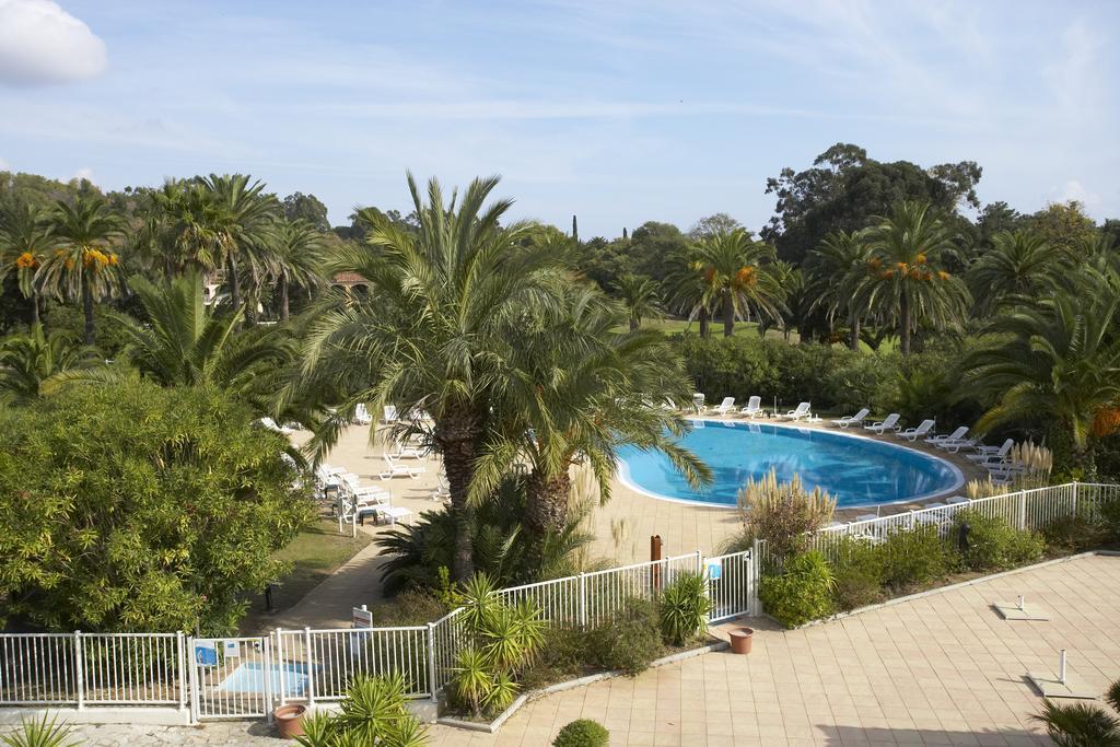 Sowell Residences Les Perles Du Golfe De Saint-Tropez Grimaud Exteriör bild