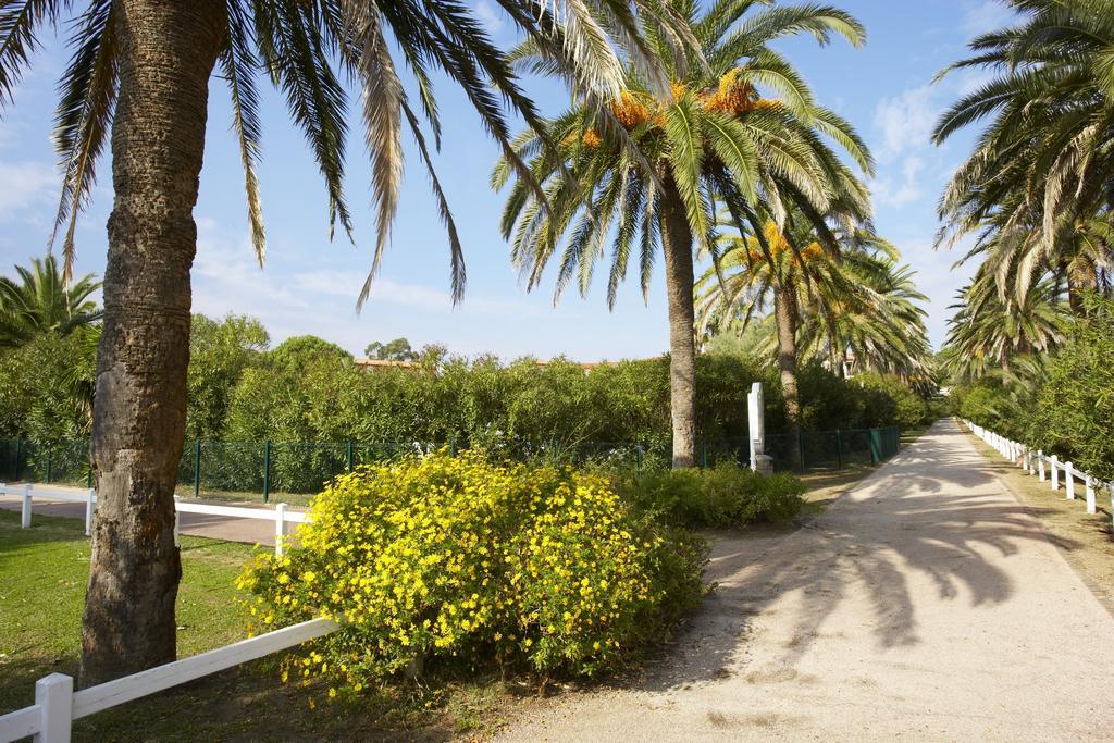 Sowell Residences Les Perles Du Golfe De Saint-Tropez Grimaud Exteriör bild